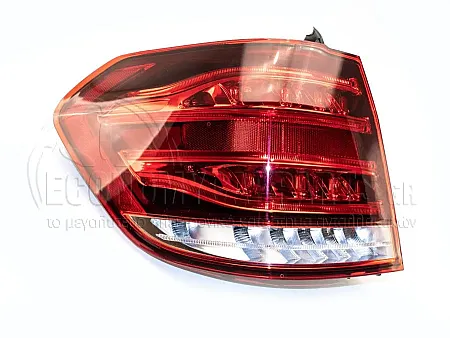ΦΑΝΑΡΙ ΠΙΣΩ ΕΞΩΤΕΡΙΚΟ (ΓΙΑ ΕΚΔΟΣΕΙΣ STATIONWAGON) (ΟΛΟ LED) (ΜΑΥΡΗ ΒΑΣΗ)