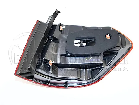 ΦΑΝΑΡΙ ΠΙΣΩ ΕΞΩΤΕΡΙΚΟ (ΓΙΑ ΕΚΔΟΣΕΙΣ STATIONWAGON) (ΟΛΟ LED) (ΜΑΥΡΗ ΒΑΣΗ)