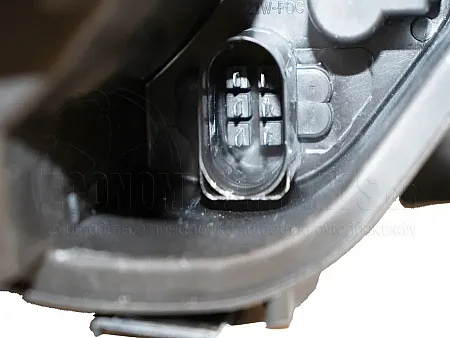 ΦΑΝΑΡΙ ΠΙΣΩ (3πορτο) LED (VALEO)