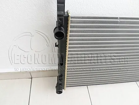 ΨΥΓΕΙΟ ΝΕΡΟΥ (ΓΙΑ ΕΚΔΟΣΕΙΣ 1.6i 16V ΒΕΝΖΙΝΗ - 1.5 DCi ΠΕΤΡΕΛΑΙΟ) (ΔΙΑΣΤΑΣΕΙΣ ΚΥΨΕΛΗΣ: 56x41x2.3cm) (ΜΕ ΠΑΡΟΧΕΣ ΣΤΗ ΠΛΕΥΡΑ ΤΟΥ ΟΔΗΓΟΥ)