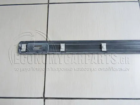 ΔΙΑΚΟΣΜΗΤΙΚΟ ΠΟΡΤΑΣ ΕΜΠΡΟΣ 4/5πορτο ΒΑΦΟΜΕΝΗ (ΜΕ ΤΡΥΠΑ)