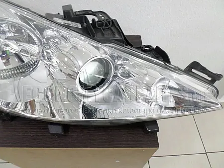 ΦΑΝΑΡΙ ΕΜΠΡΟΣ (ΜΕ ΠΡΟΒΟΛΕΑ) VALEO H7/H7/H1