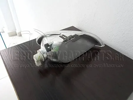 ΓΩΝΙΑ ΦΛΑΣ ΛΕΥΚΗ