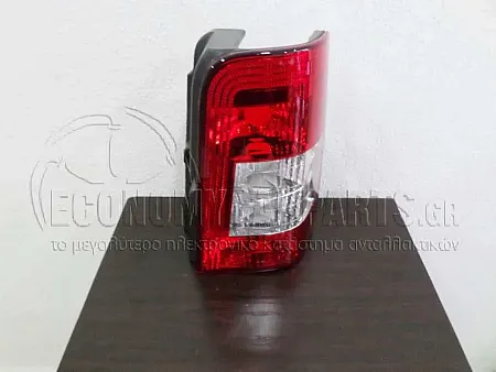 ΦΑΝΑΡΙ ΠΙΣΩ (ΔΙΠΛΗ ΠΟΡΤΑ) MARELLI <--2005