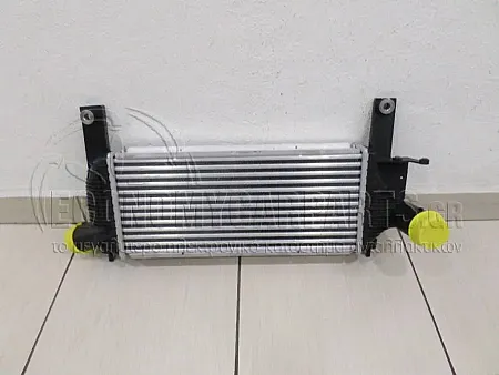 ΨΥΓΕΙΟ INTERCOOLER 2,5 DCI (44,3*19*64)