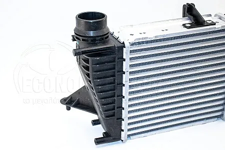 ΨΥΓΕΙΟ INTERCOOLER 1.5 dCi ΠΕΤΡΕΛΑΙΟ (210x202x62) (ΚΟΛΑΡΑ ΚΟΥΜΠΩΤΑ)